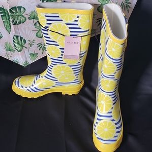 Rain boots and umbrella bundle
